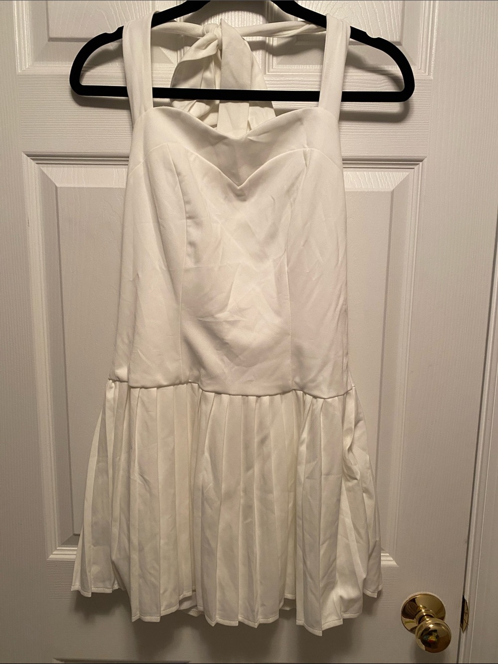 Dresstells White Halter Open Back Pleated Mini Dress…size M